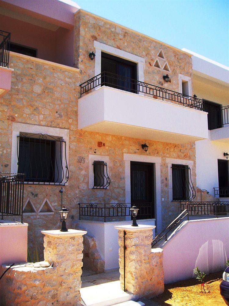 Olive Coast Suites Palékastro Eksteriør bilde